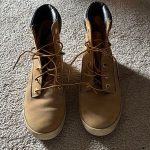 Women’s Tan Leather Work Boots - Rugged Lace-Up Style